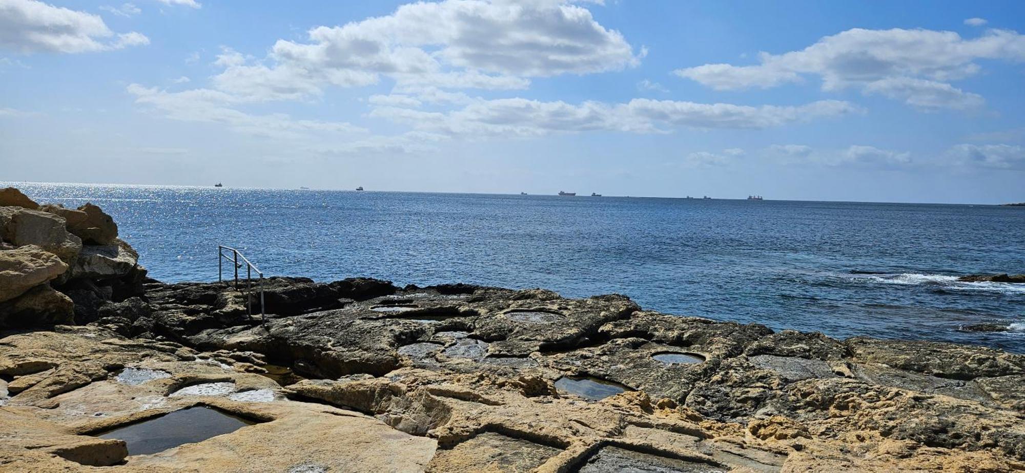 Large Apartment In Marsascala. Sleeps 6 Marsaskala Exterior foto